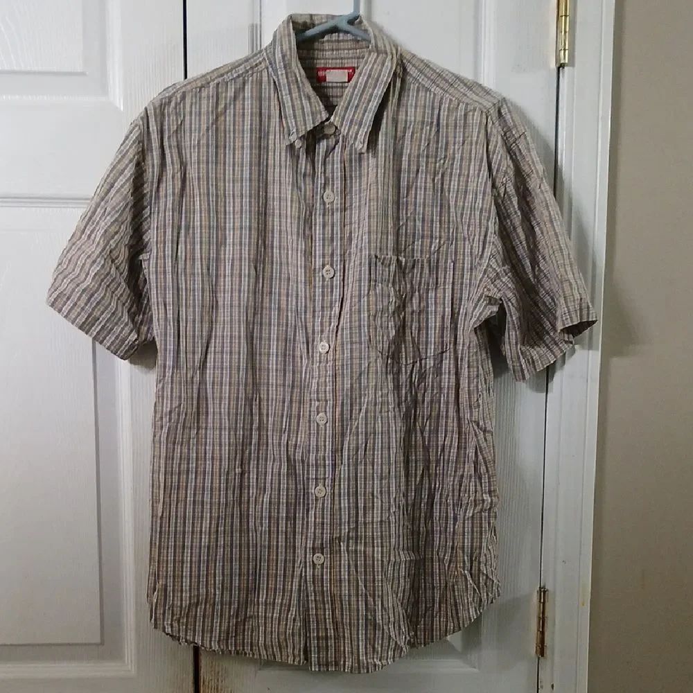 Unionbay yellow, blue, white button down short sleeve casual shirt Sz M EUC